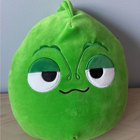 Disney Squishmallows Pascal from Tangled Green Plush 🦎 - Picture 7 of 7